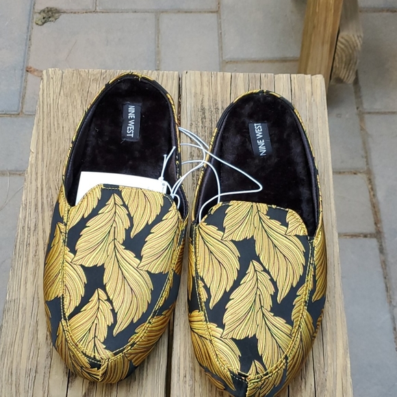 nine west womens slippers